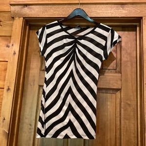 Club Monaco size XS top Preowned